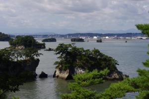 桂島から塩竈方面を望む